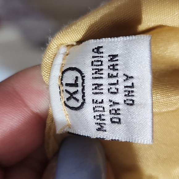 Indian Gold Anarkali XL - Picture 4 of 4